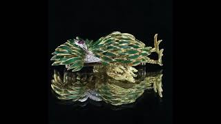 18K Yellow Gold Diamond and Ruby Green Enamel Bird Brooch