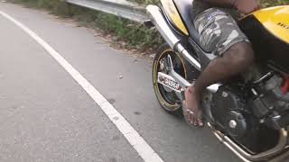 Honda hornet 250 ( WRS Exhaust )