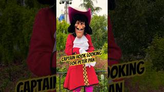 ⏰ 🐊  #Hook looking for #peterpan #disneyparks #disneyland #viral #disney #character #fun #captain