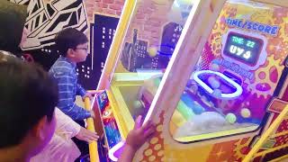 Funworld | Aldisva Family Keroyokan Main Rainbow Spinner |